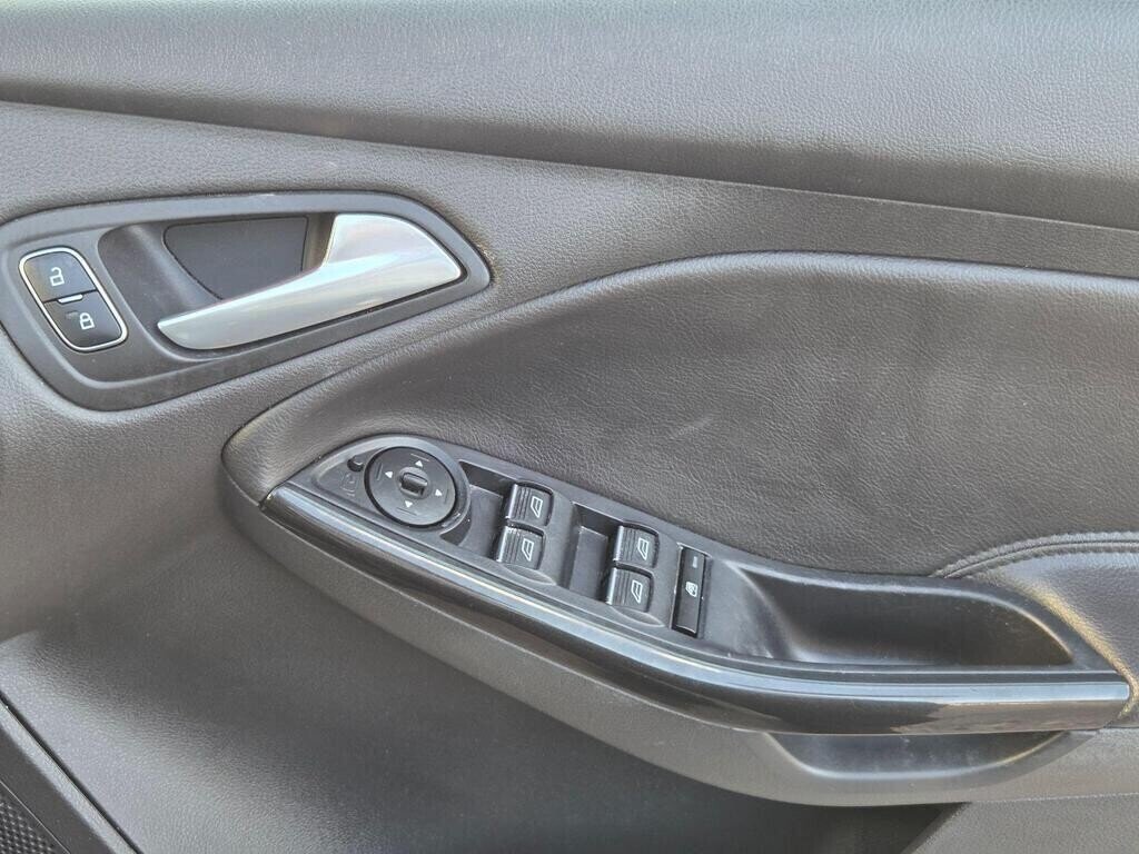 Used Ford Focus 2017 for sale - 76210755: Photo 14