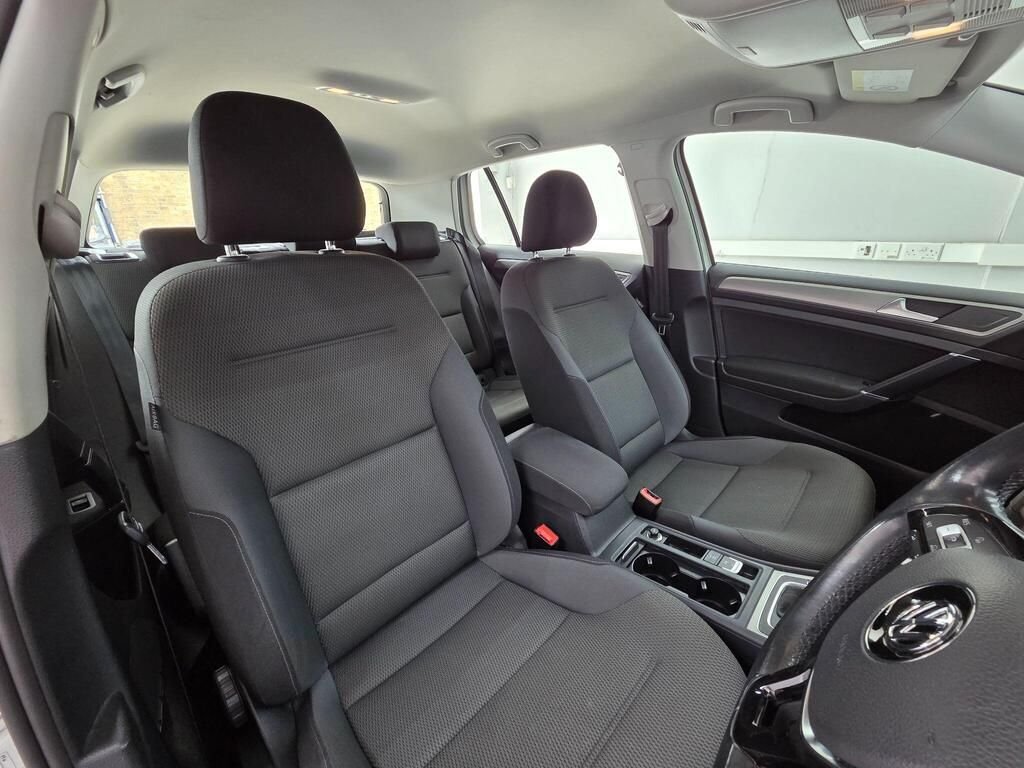 Used Volkswagen Golf 2016 for sale - 76156578: Photo 16