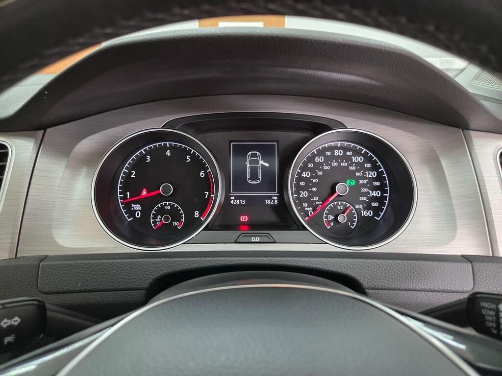 Used Volkswagen Golf 2016 for sale - 76156578: Photo 31