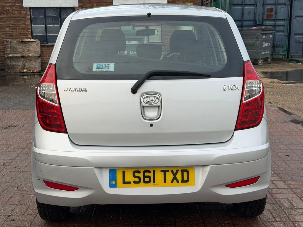 Used Hyundai i10 2011 for sale - 77525935: Photo 14