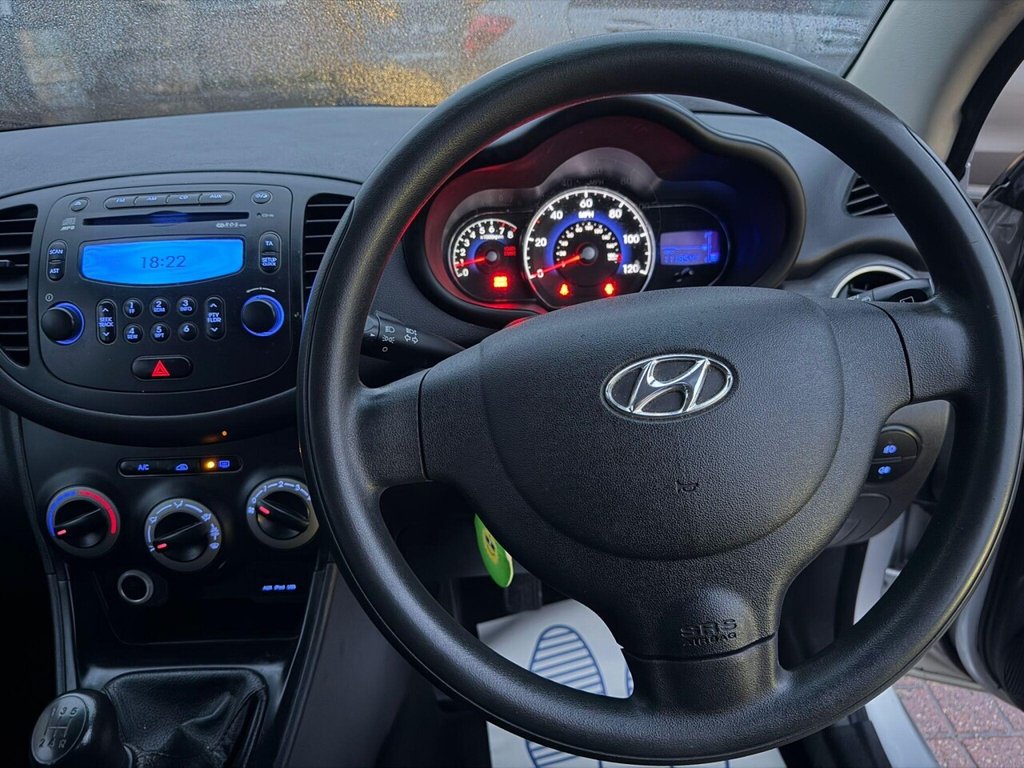 Used Hyundai i10 2011 for sale - 77525935: Photo 26