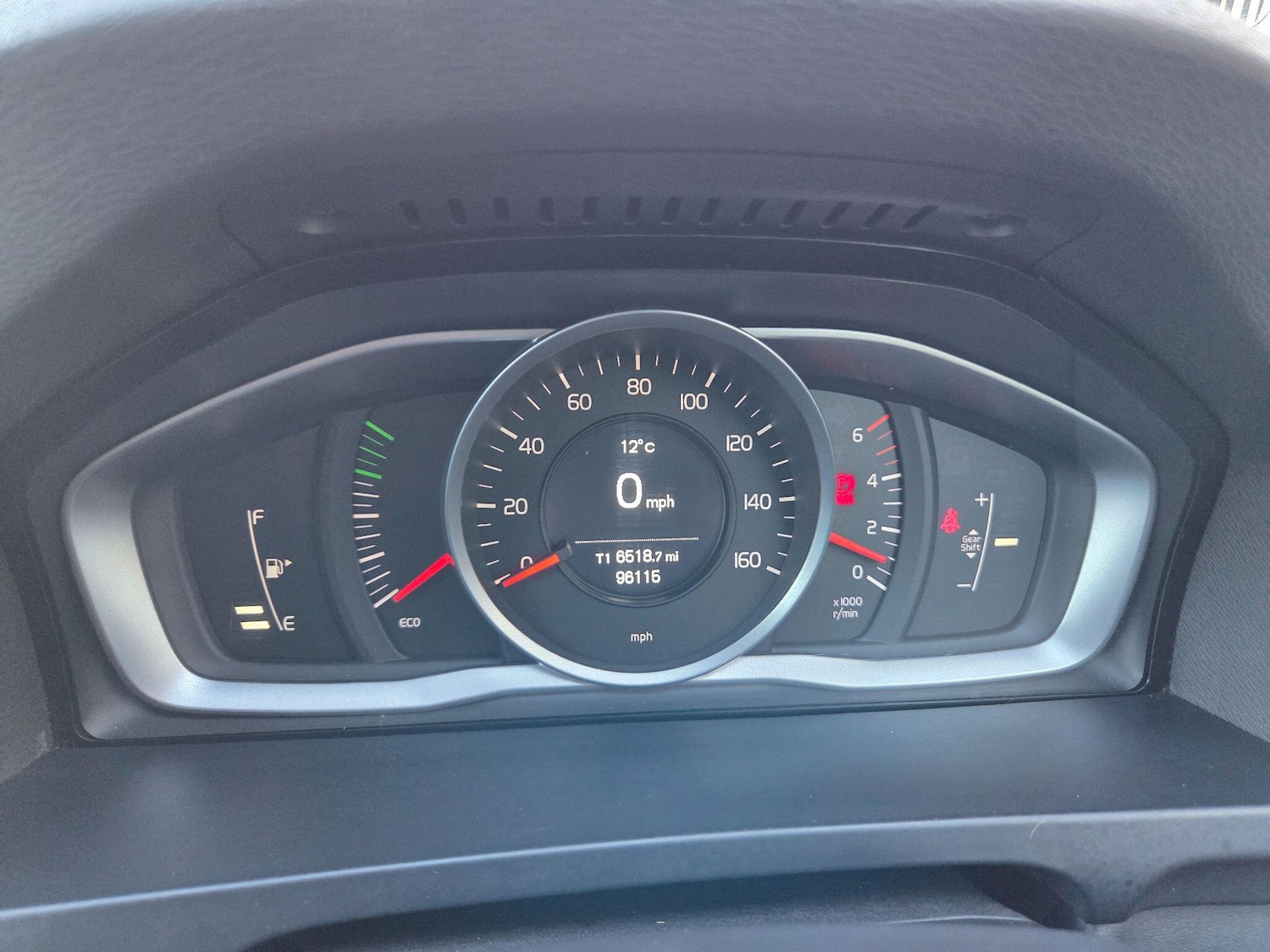 Used Volvo V60 2015 for sale - 77016457: Photo 19