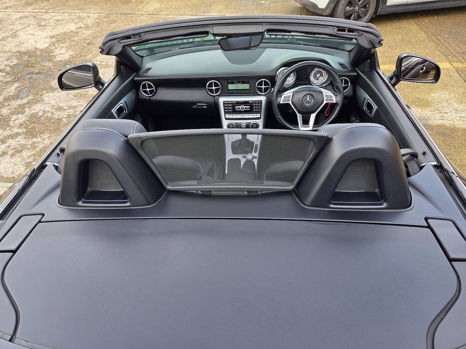 Used Mercedes-Benz SLK 2014 for sale - 77538301: Photo 29