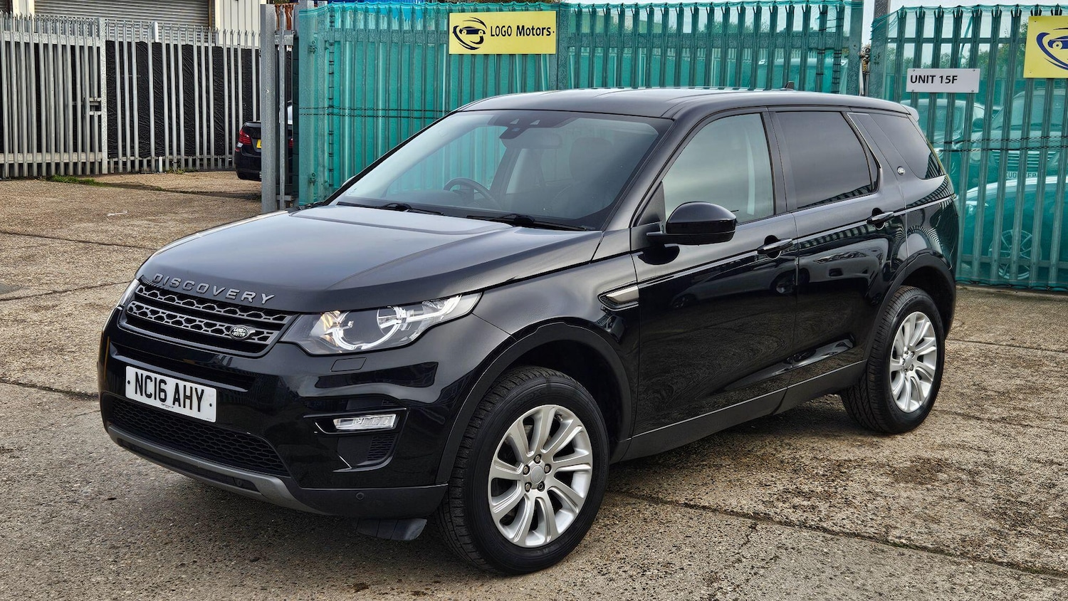 Used Land Rover Discovery Sport 2016 for sale - 76499410: Photo 1