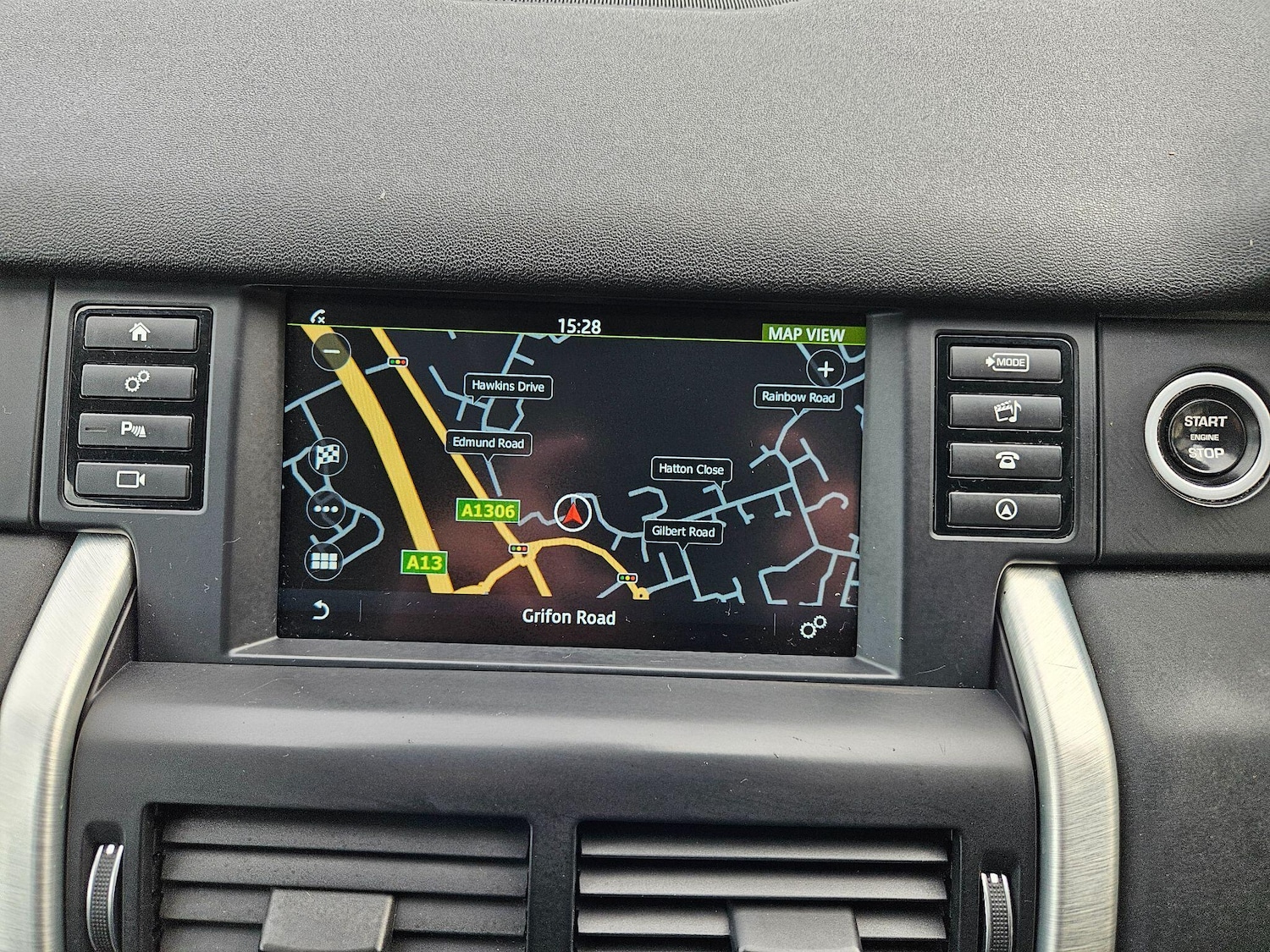 Used Land Rover Discovery Sport 2016 for sale - 76499410: Photo 21