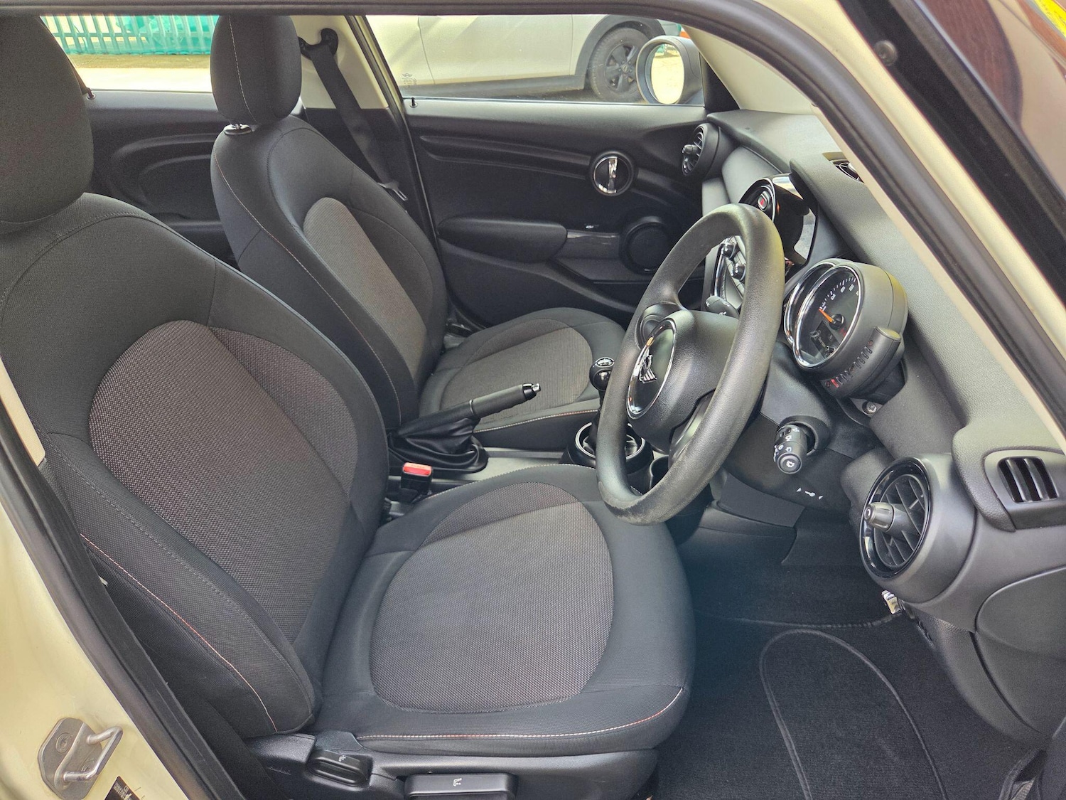 Used MINI Hatch 2015 for sale - 77925645: Photo 14