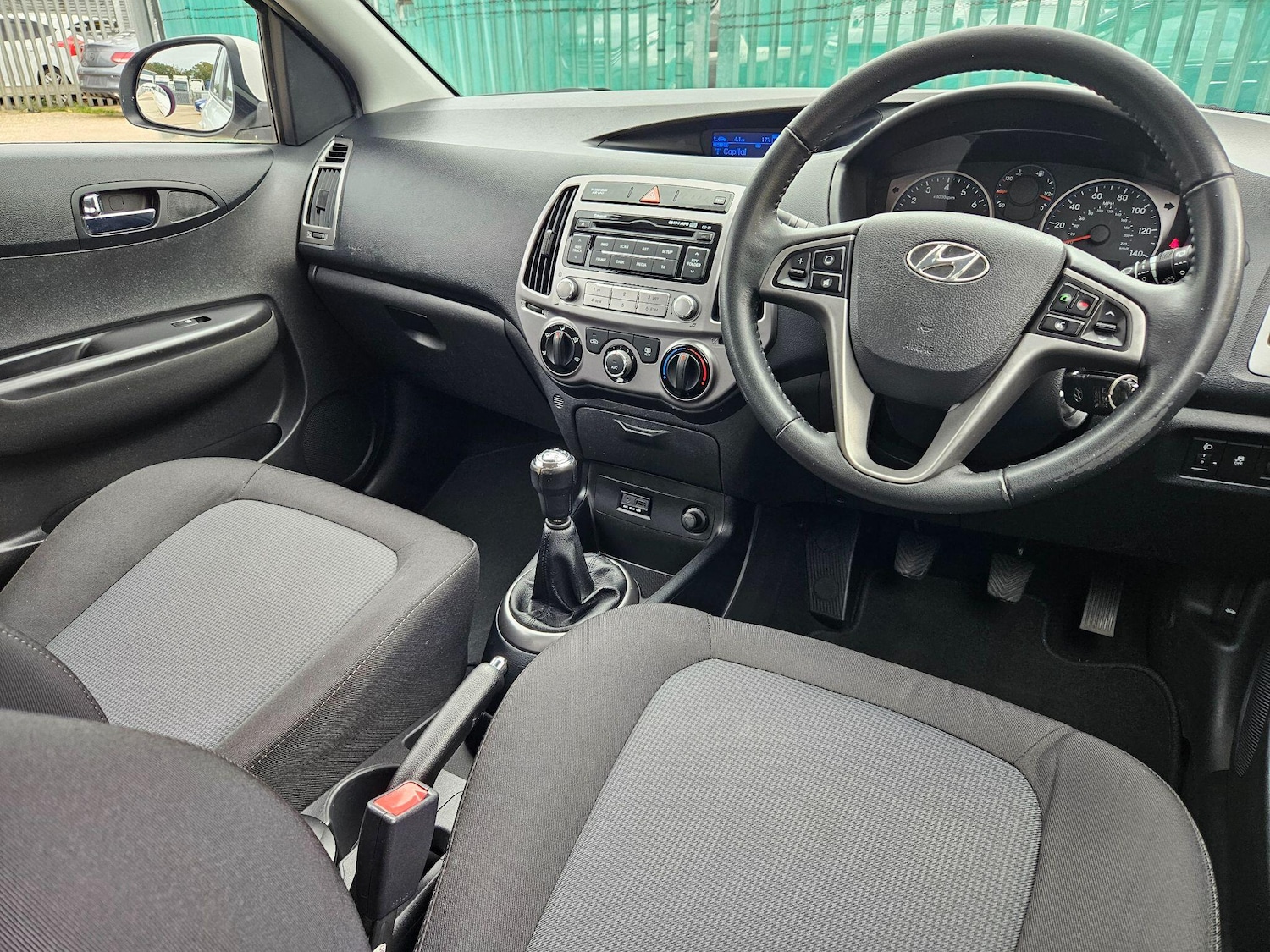Used Hyundai i20 2014 for sale - 76032231: Photo 12
