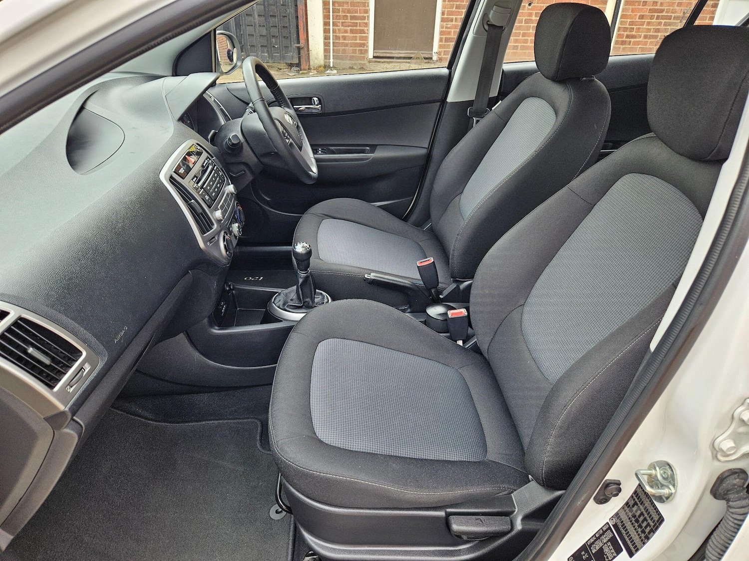 Used Hyundai i20 2014 for sale - 76840720: Photo 10