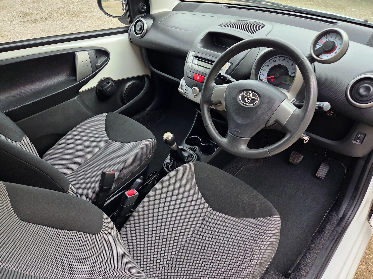 Used Toyota AYGO for sale - 78100788: Photo 19