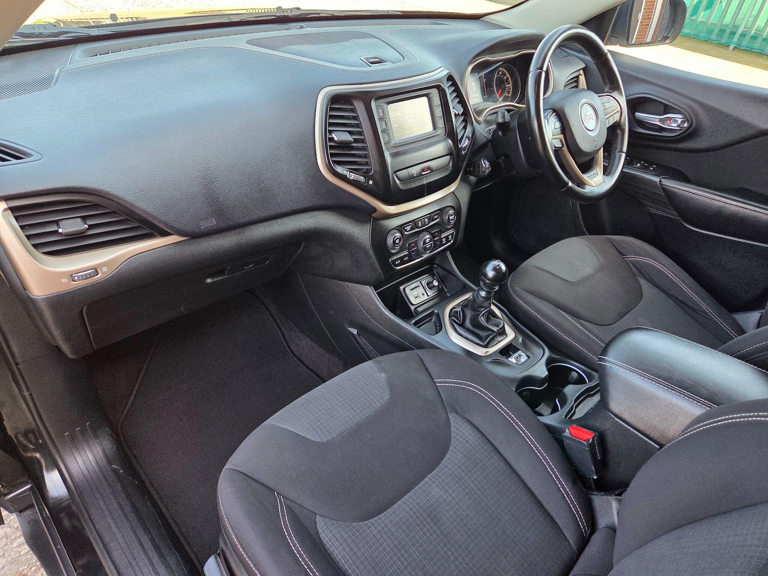 Used Jeep Cherokee for sale - 77977790: Photo 12