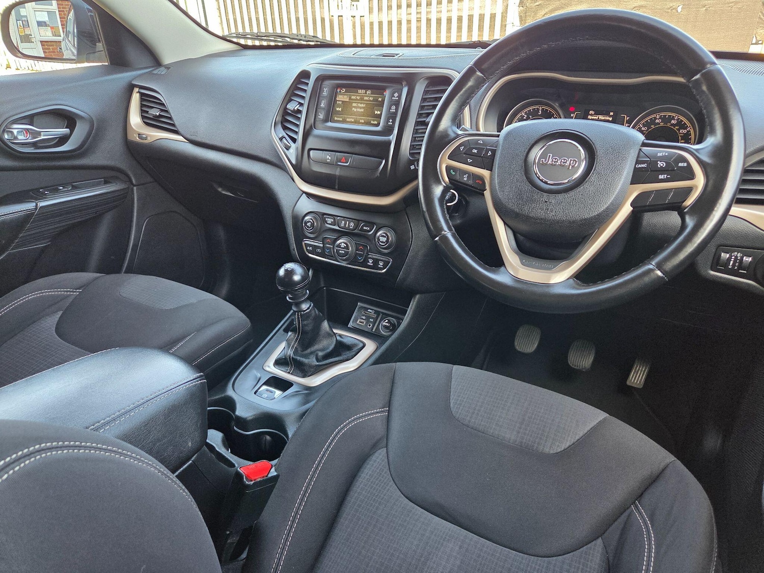 Used Jeep Cherokee for sale - 77977790: Photo 13