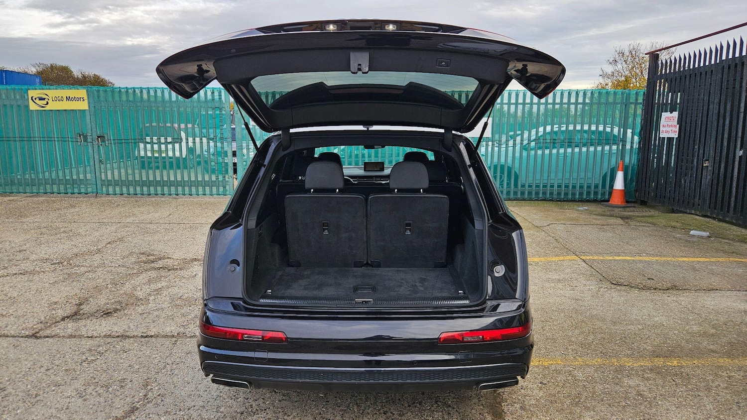 Used Audi Q7 2017 for sale - 76658923: Photo 24