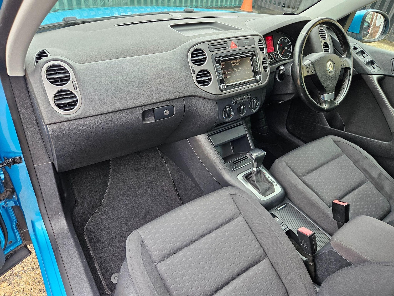 Used Volkswagen Tiguan 2009 for sale - 77970739: Photo 12