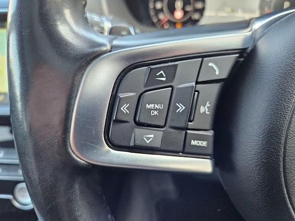 Used Jaguar F-Pace 2019 for sale - 76246781: Photo 22