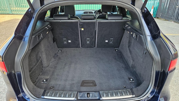 Used Jaguar F-Pace 2019 for sale - 76246781: Photo 28