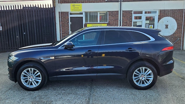 Used Jaguar F-Pace 2019 for sale - 76246781: Photo 5