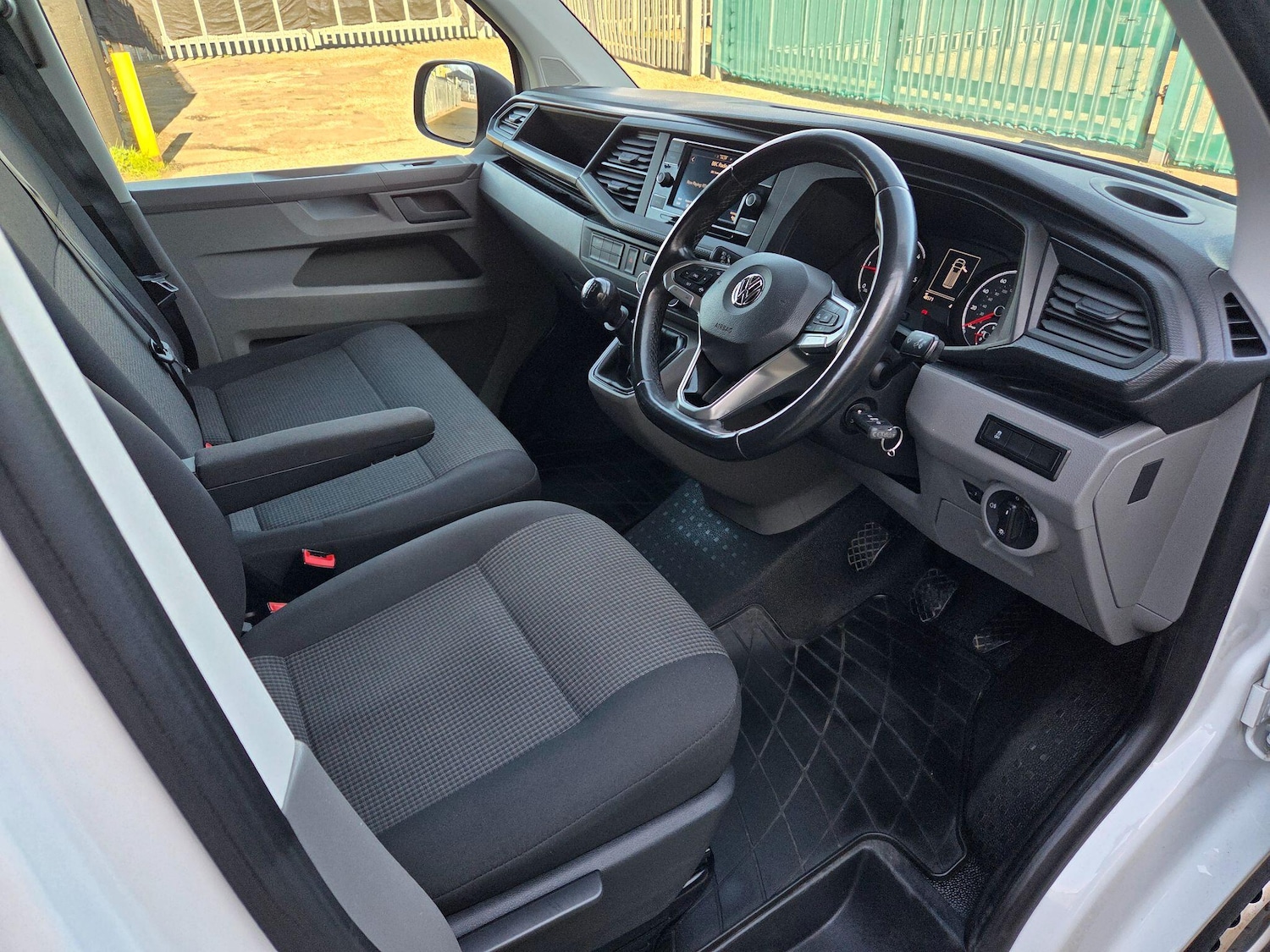 Used Volkswagen Transporter 2020 for sale - 78086169: Photo 23