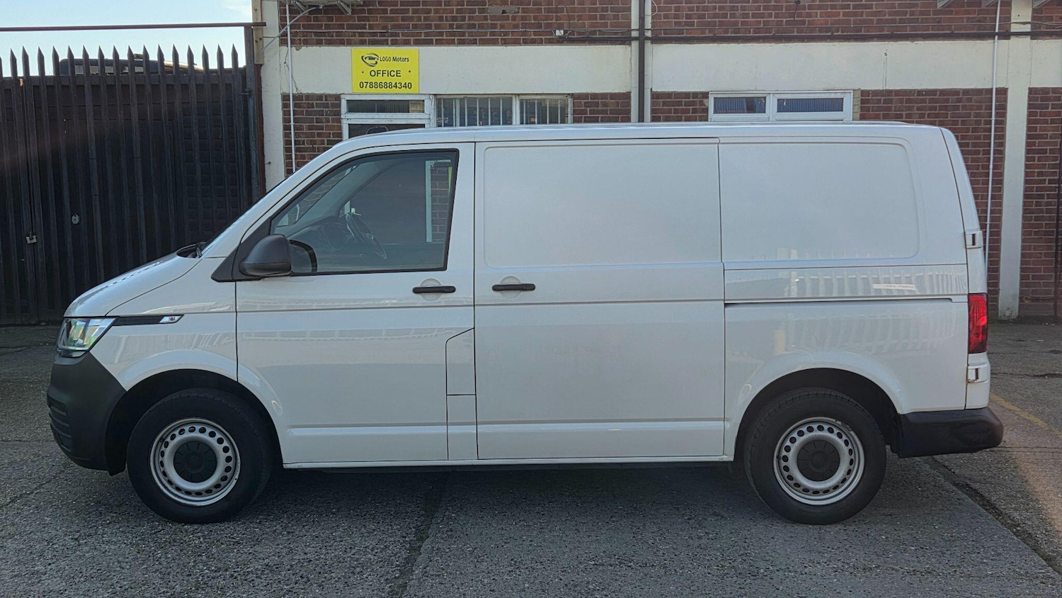 Used Volkswagen Transporter 2020 for sale - 78086169: Photo 5