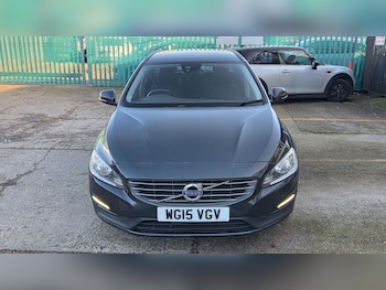 Used Volvo V60 2015 for sale - 77332620: Photo