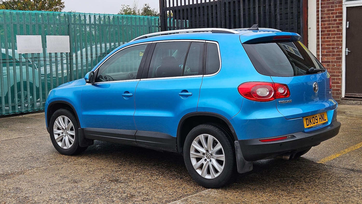 Used Volkswagen Tiguan 2009 for sale - 76840721: Photo 6
