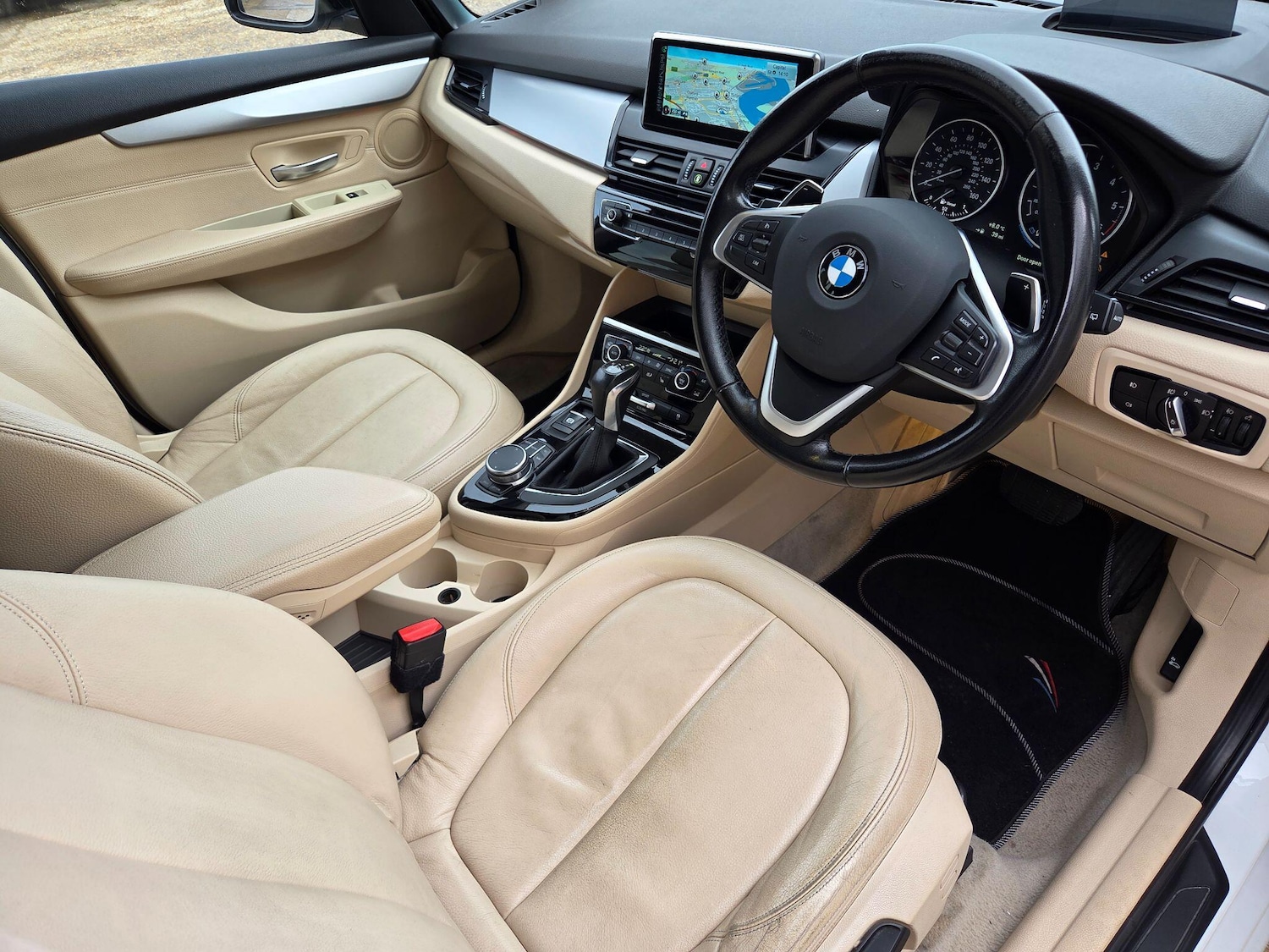 Used BMW 2 Series Gran Tourer 2017 for sale - 76839617: Photo 11