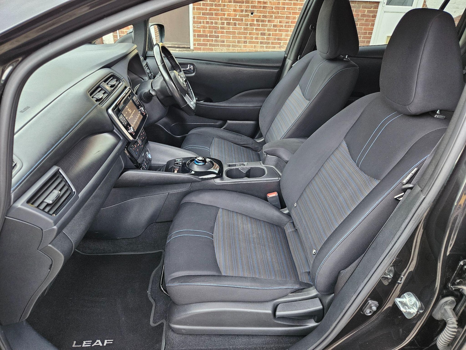 Used Nissan Leaf 2018 for sale - 76840722: Photo 11