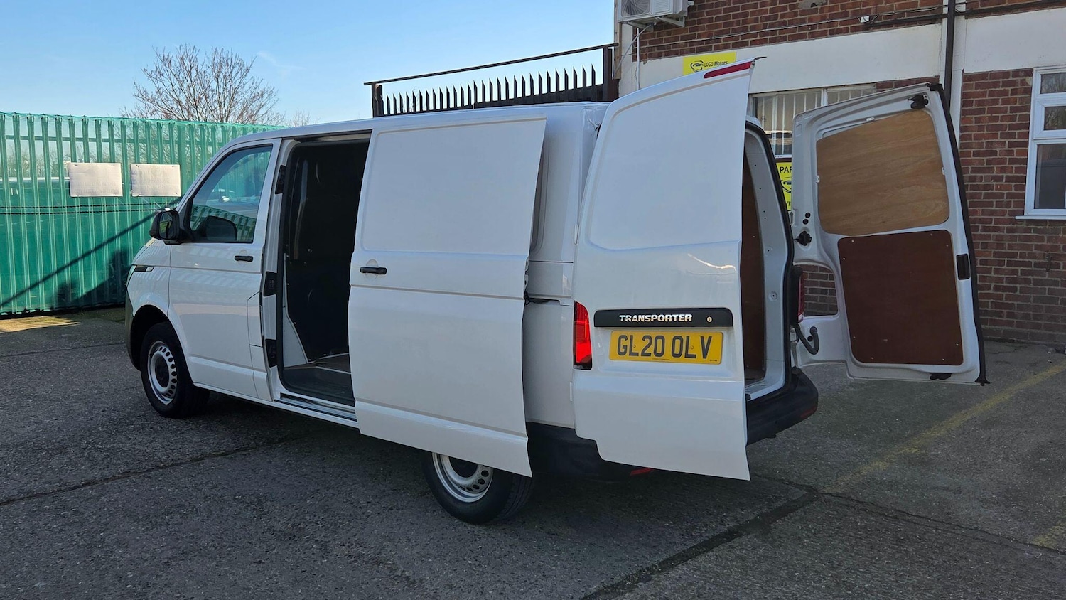 Used Volkswagen Transporter 2020 for sale - 77723561: Photo 8