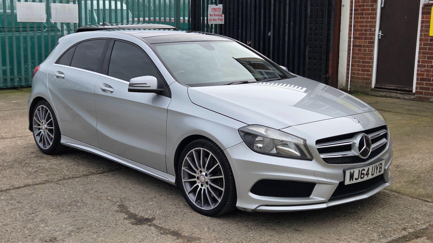Used Mercedes-Benz A-Class for sale - 77808666: Photo 2