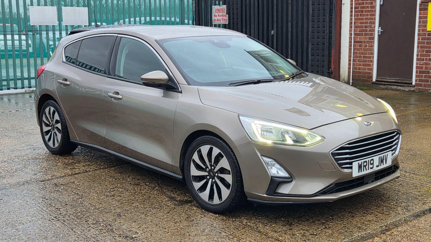 Used Ford Focus 2019 for sale - 77191343: Photo 2