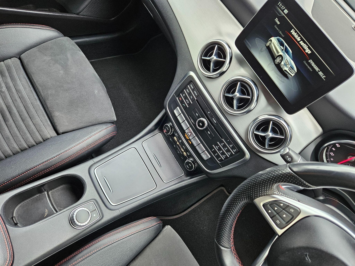 Used Mercedes-Benz GLA 2018 for sale - 76727507: Photo 12