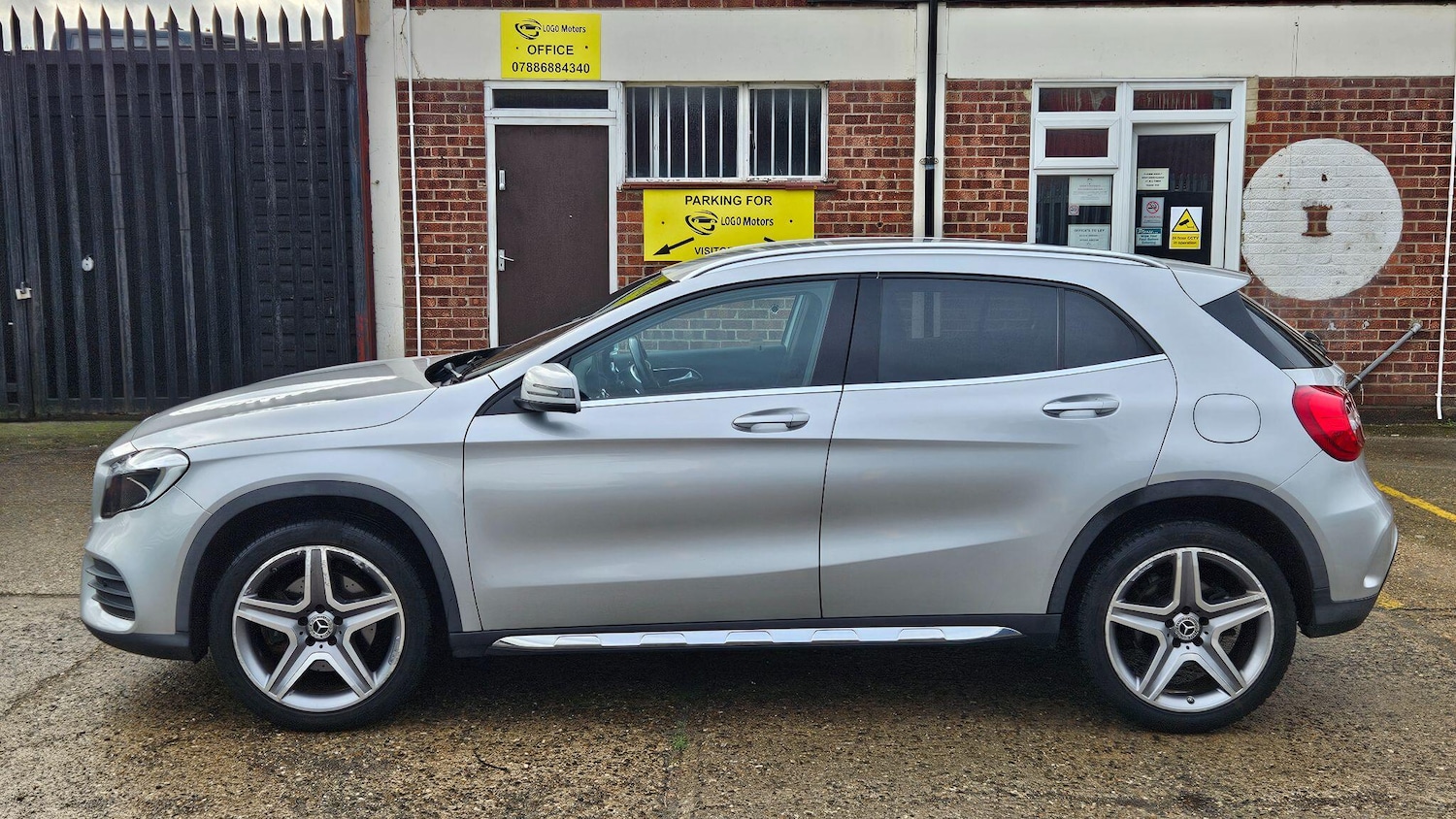 Used Mercedes-Benz GLA 2018 for sale - 76727507: Photo 4
