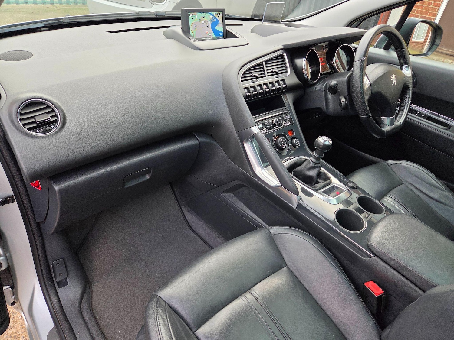 Used Peugeot 3008 2014 for sale - 76964376: Photo 11