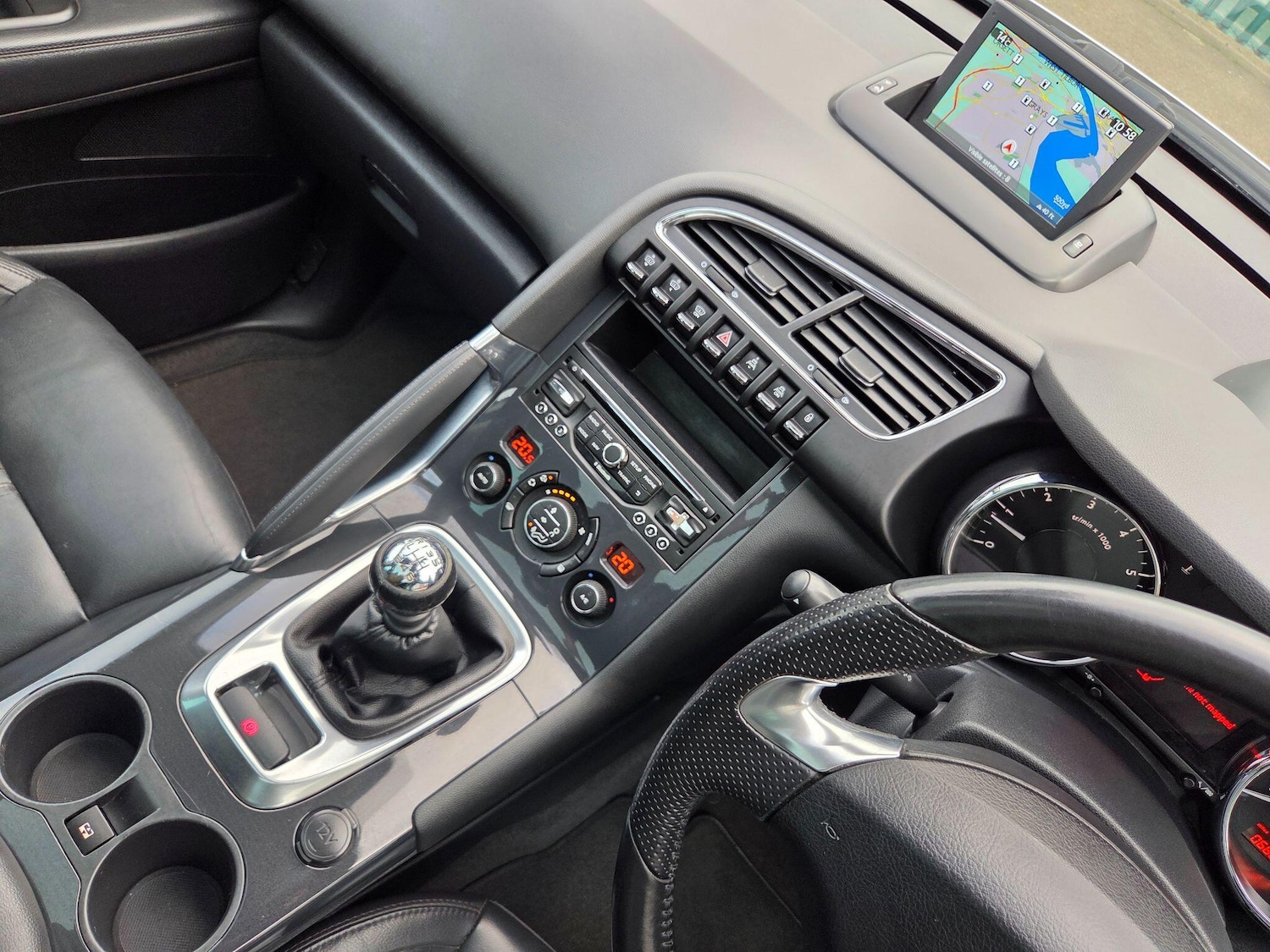 Used Peugeot 3008 2014 for sale - 76964376: Photo 13