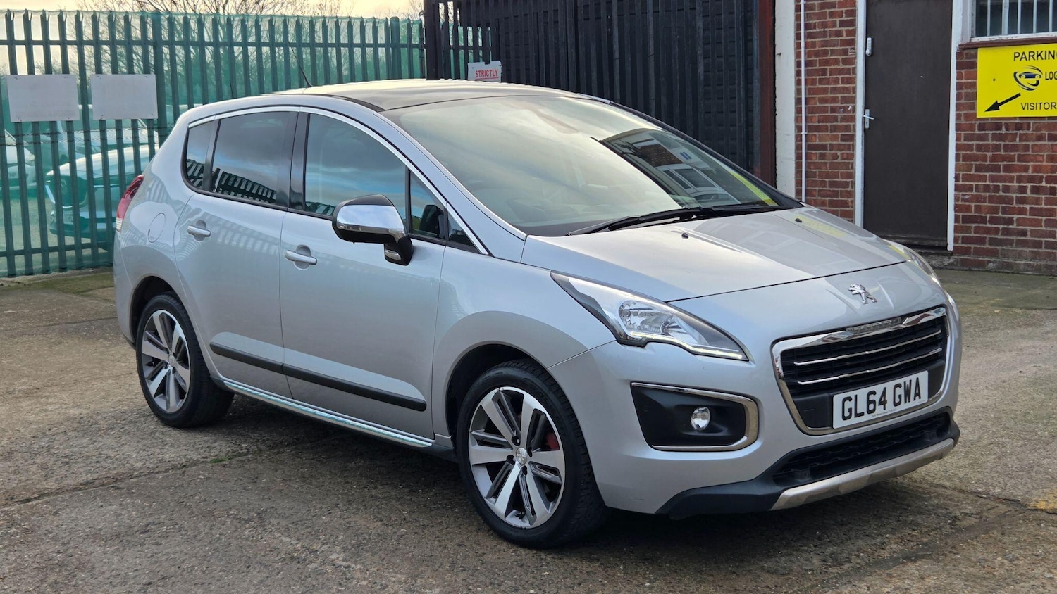 Used Peugeot 3008 2014 for sale - 76964376: Photo 2