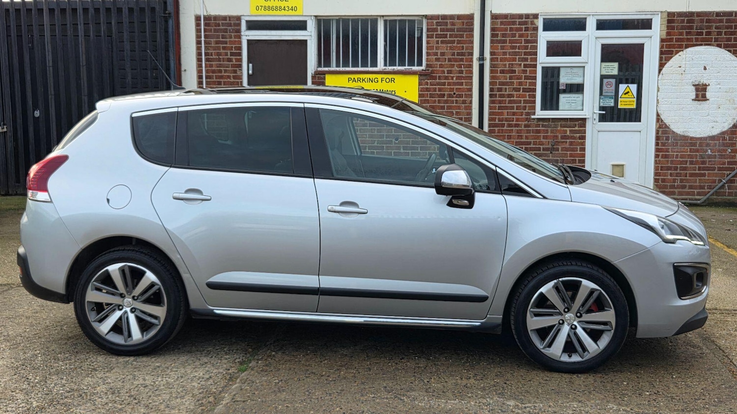 Used Peugeot 3008 2014 for sale - 76964376: Photo 7
