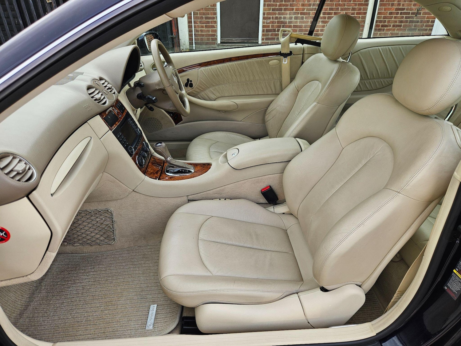 Used Mercedes-Benz CLK 2008 for sale - 76137159: Photo 11