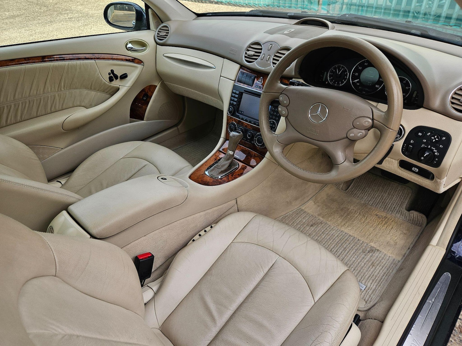 Used Mercedes-Benz CLK 2008 for sale - 76137159: Photo 15