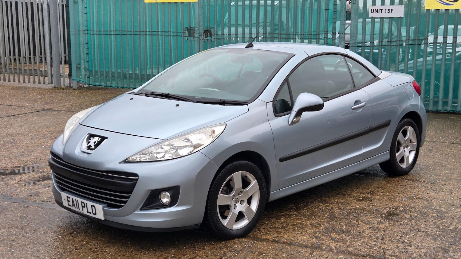 Used Peugeot 207 CC 2011 for sale - 76823857: Photo 2