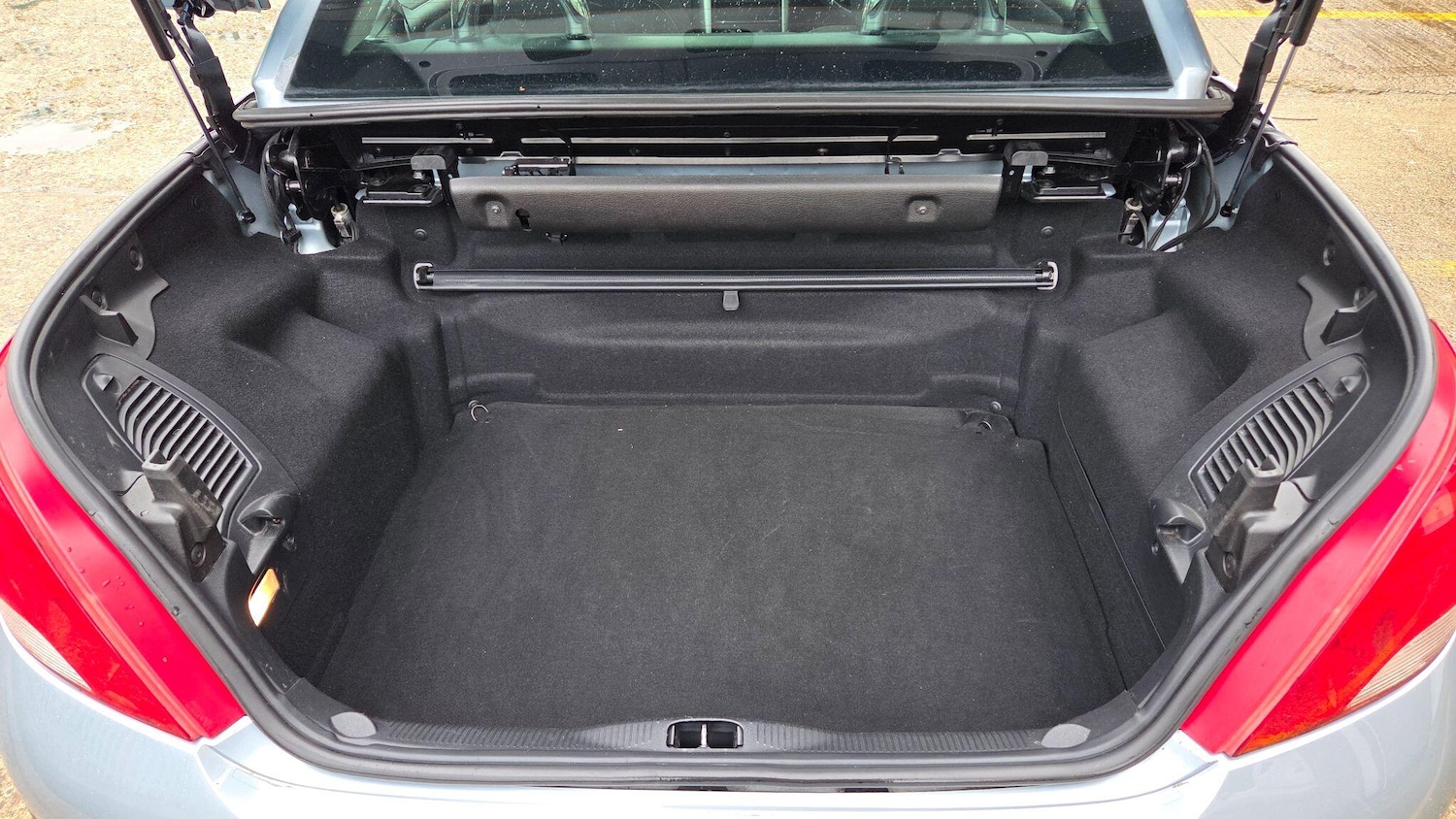 Used Peugeot 207 CC 2011 for sale - 76823857: Photo 26