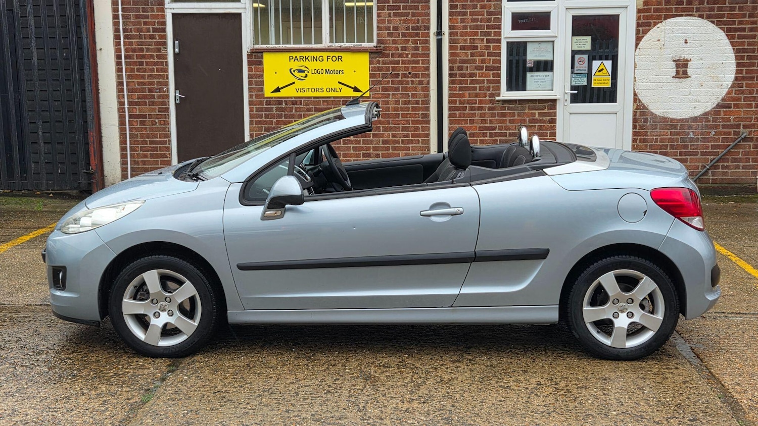 Used Peugeot 207 CC 2011 for sale - 76823857: Photo 8