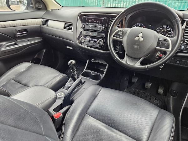 Used Mitsubishi Outlander 2014 for sale - 76200437: Photo 15