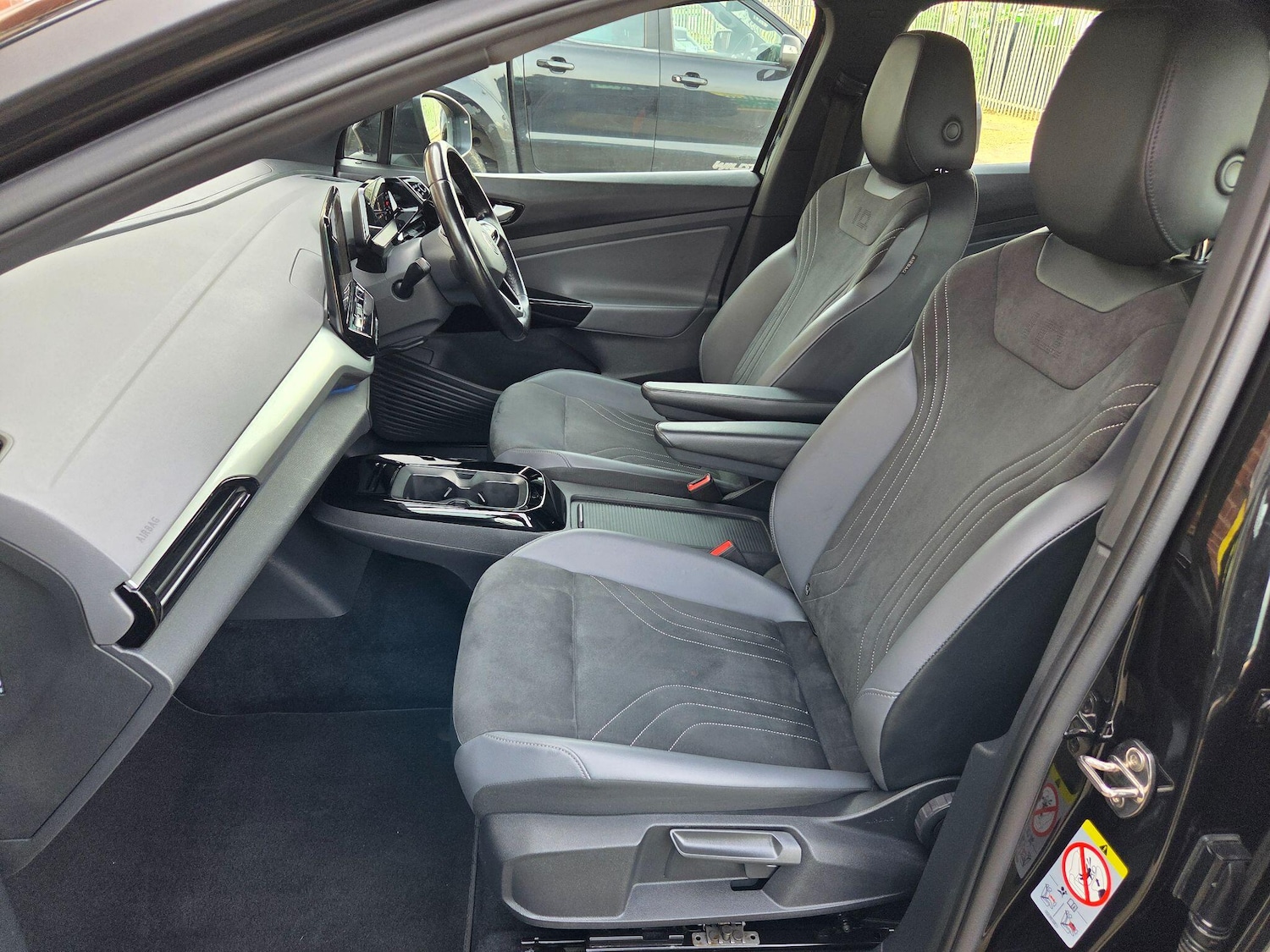 Used Volkswagen ID.4 2021 for sale - 78086784: Photo 11