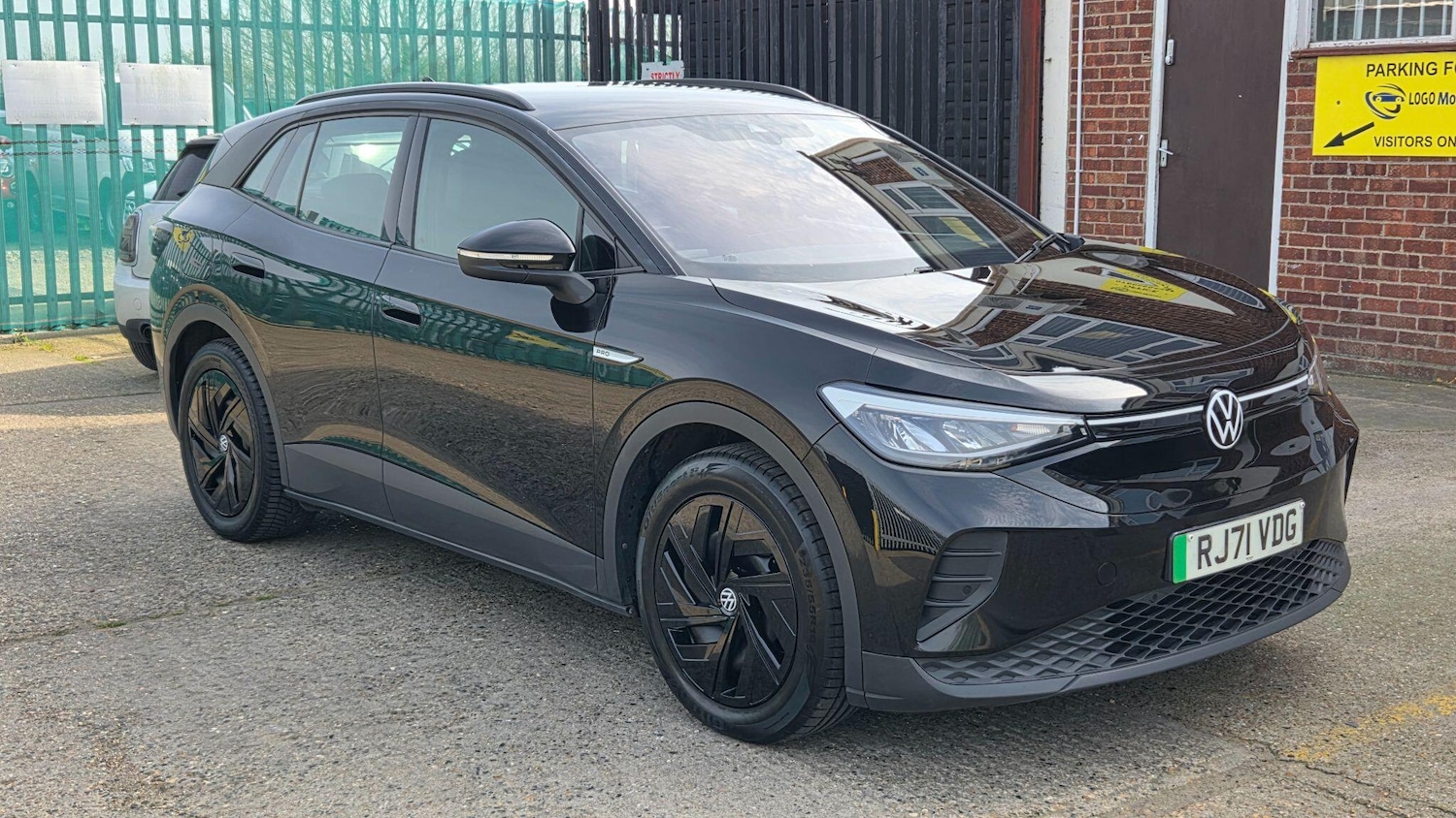 Used Volkswagen ID.4 2021 for sale - 78086784: Photo 2