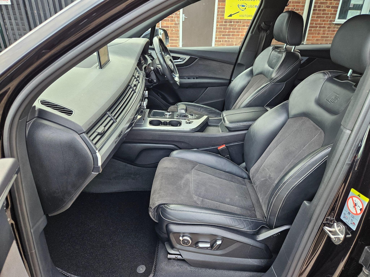 Used Audi Q7 2017 for sale - 76997768: Photo 10