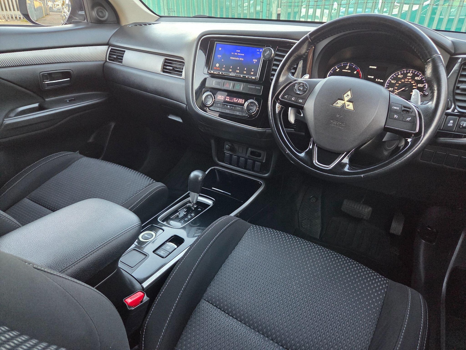 Used Mitsubishi Outlander 2017 for sale - 78127352: Photo 12