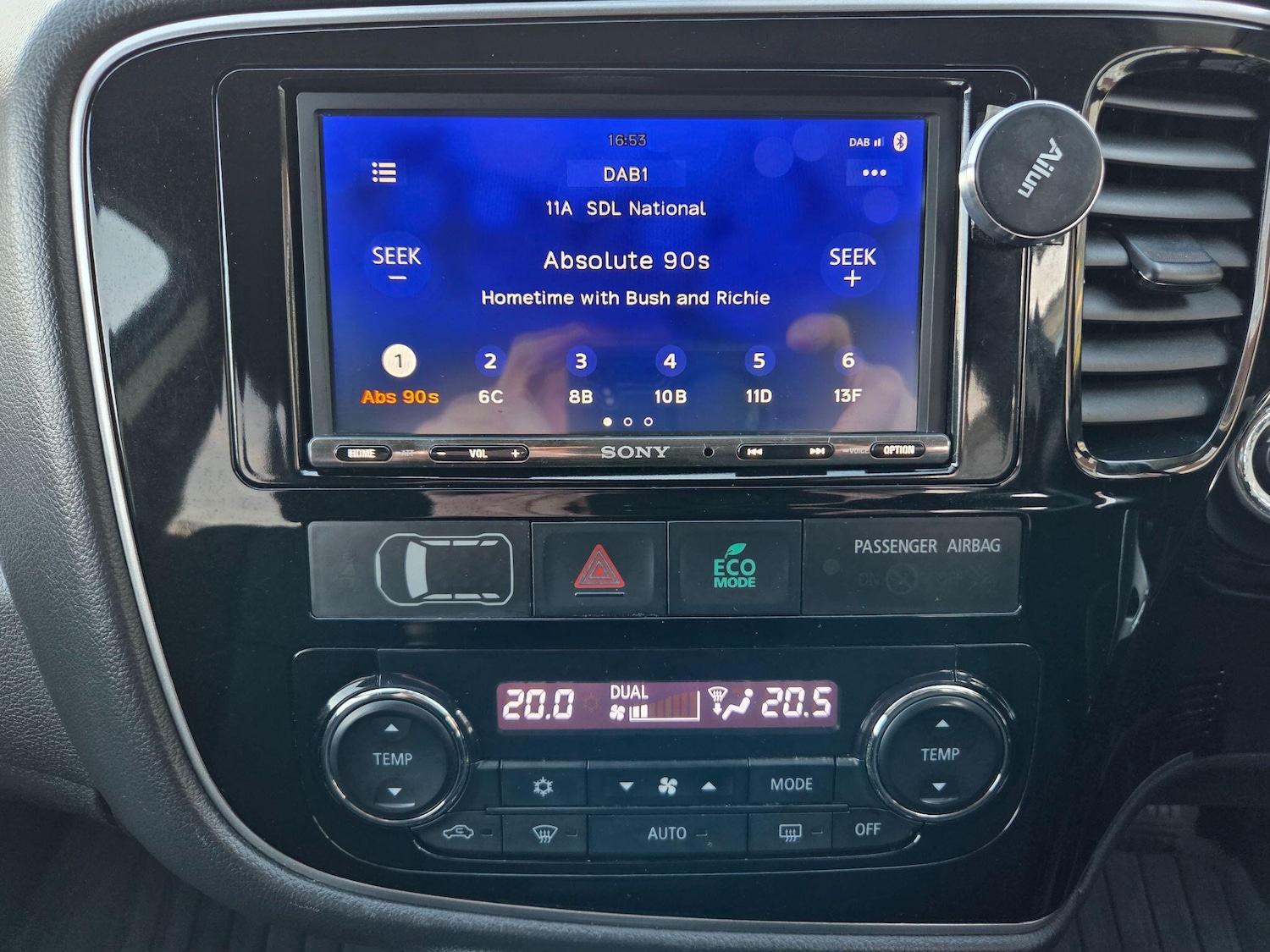 Used Mitsubishi Outlander 2017 for sale - 78127352: Photo 23