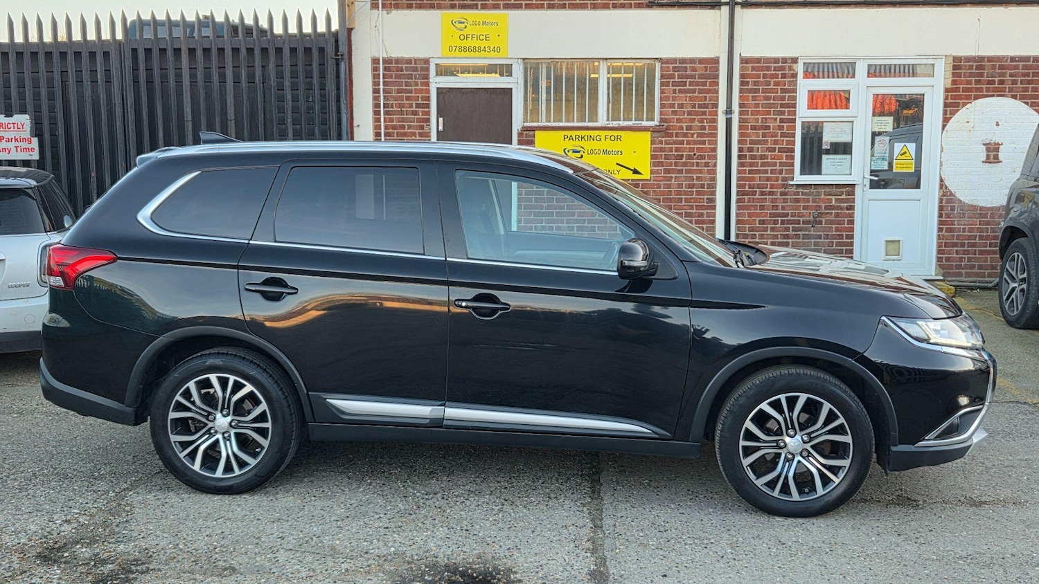 Used Mitsubishi Outlander 2017 for sale - 78127352: Photo 7