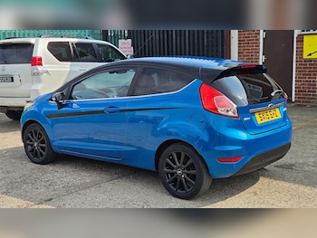 Used Ford Fiesta 2015 for sale - 75916131: Photo