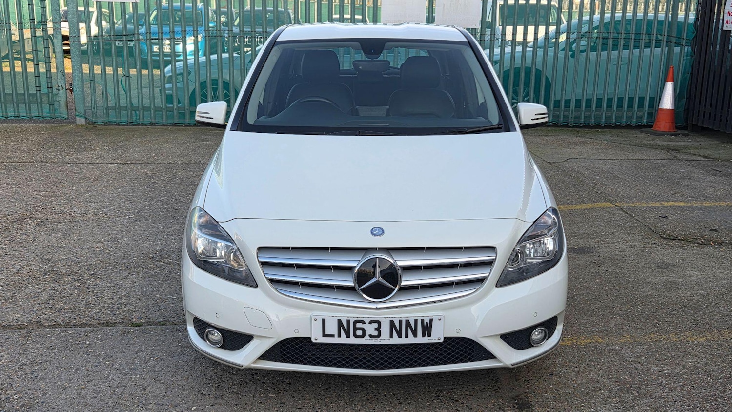 Used Mercedes-Benz B Class 2013 for sale - 77737688: Photo 3