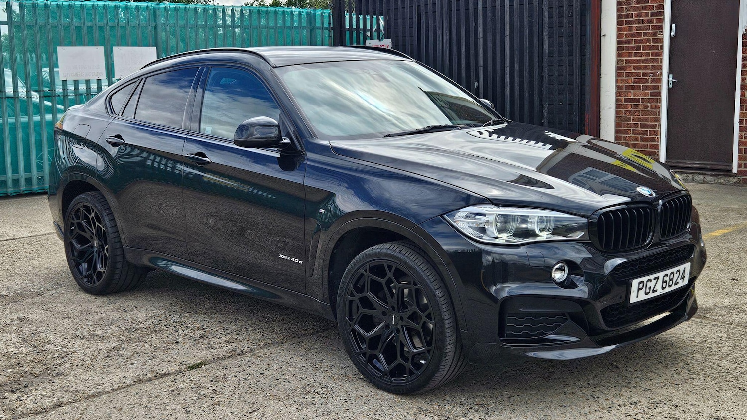Used BMW X6 2016 for sale - 76370800: Photo 2